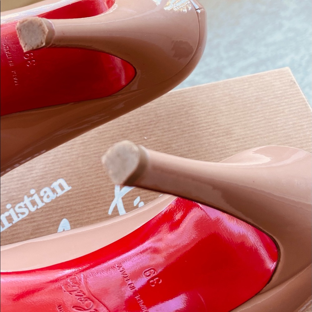 Nude/Tan Christian Louboutin Simple Heels 39 - 8.5 - Picture 9 of 13